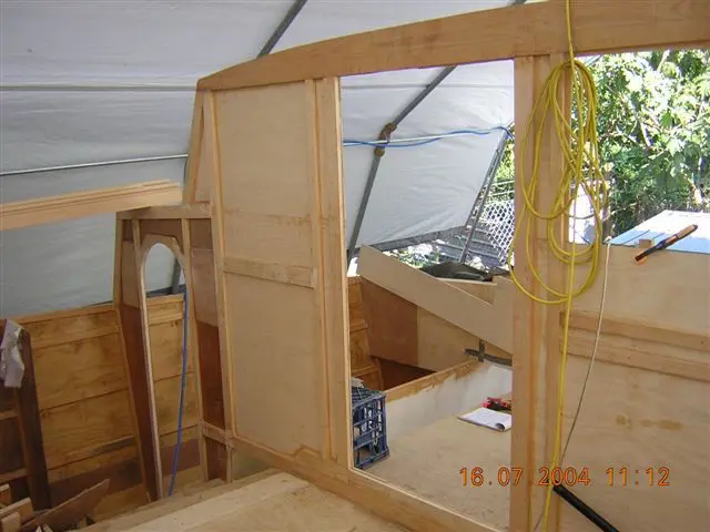 catamaran lower bridgedeck 